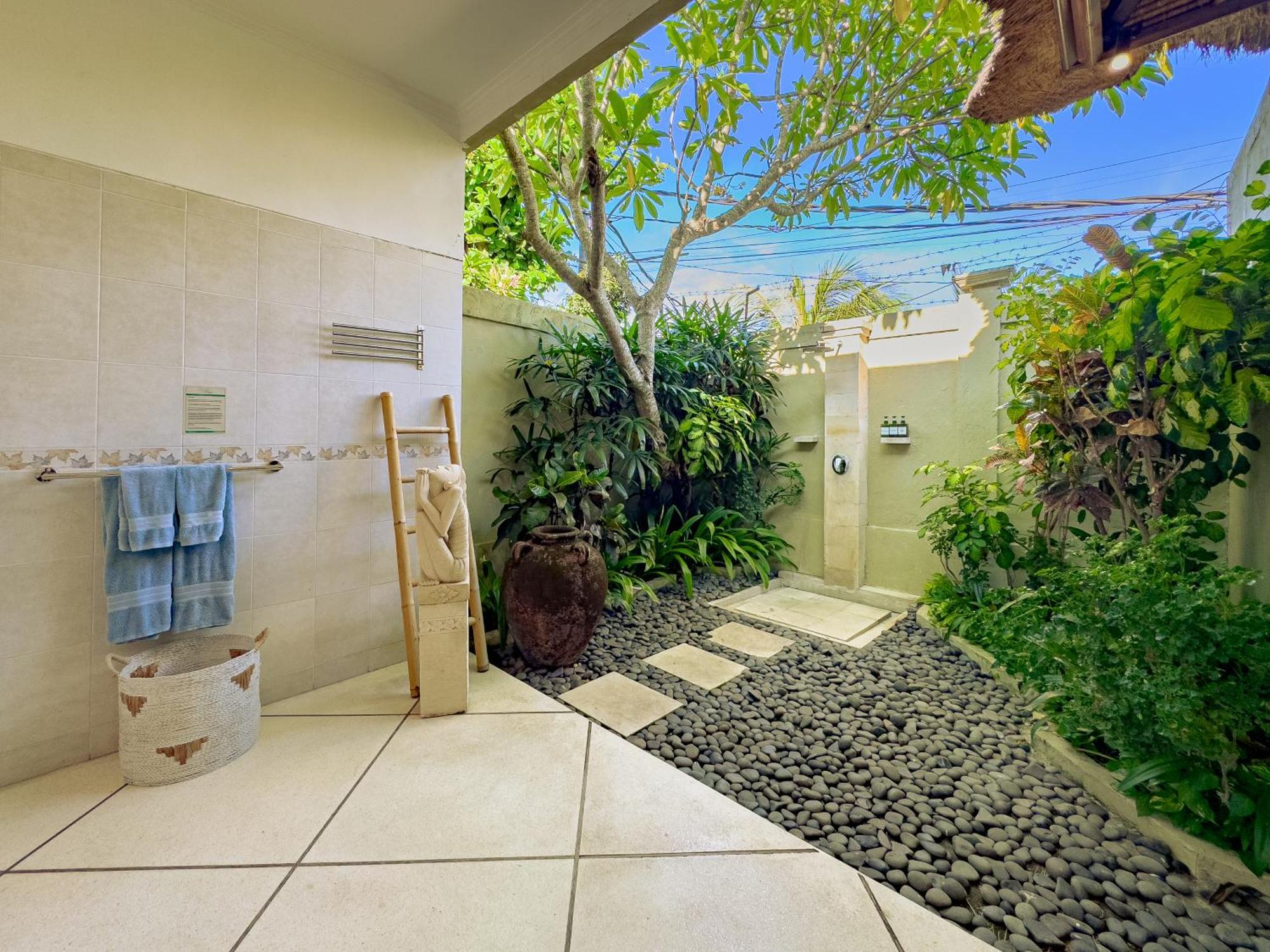 Villa Bugis Abimanyu Seminyak Camera foto